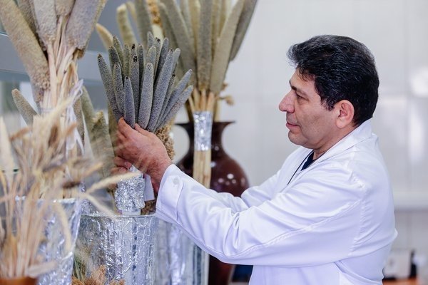 کلان پروژه گیاهان اقلیم سازگار برای تامین علوفه و خوراک دام در شرایط تغییر اقلیم-img